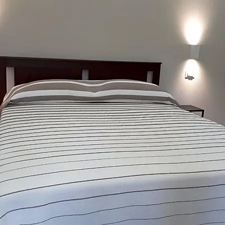 Saturnia Garden Bed & Breakfast